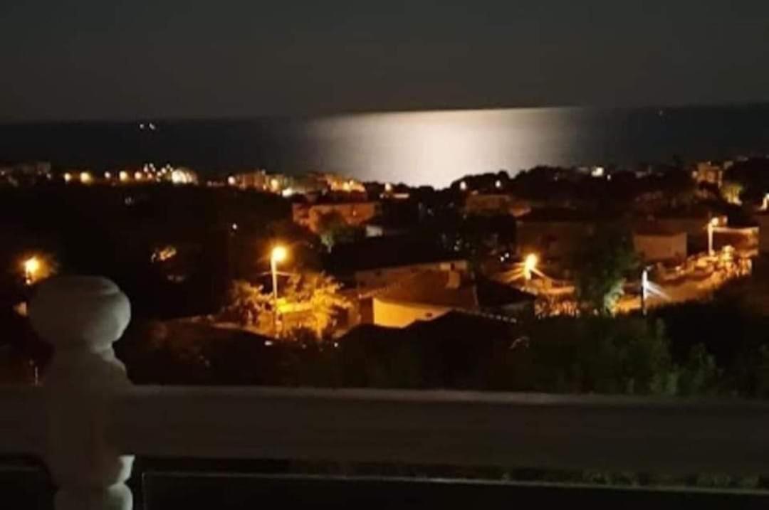 Къща За Гости Алла Bjala Exteriör bild